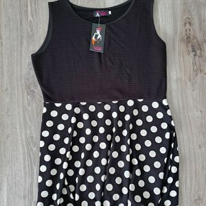 NWT flowy dress (large)